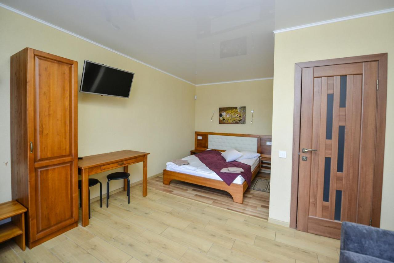 Forest Hotel Polis'ke Luaran gambar