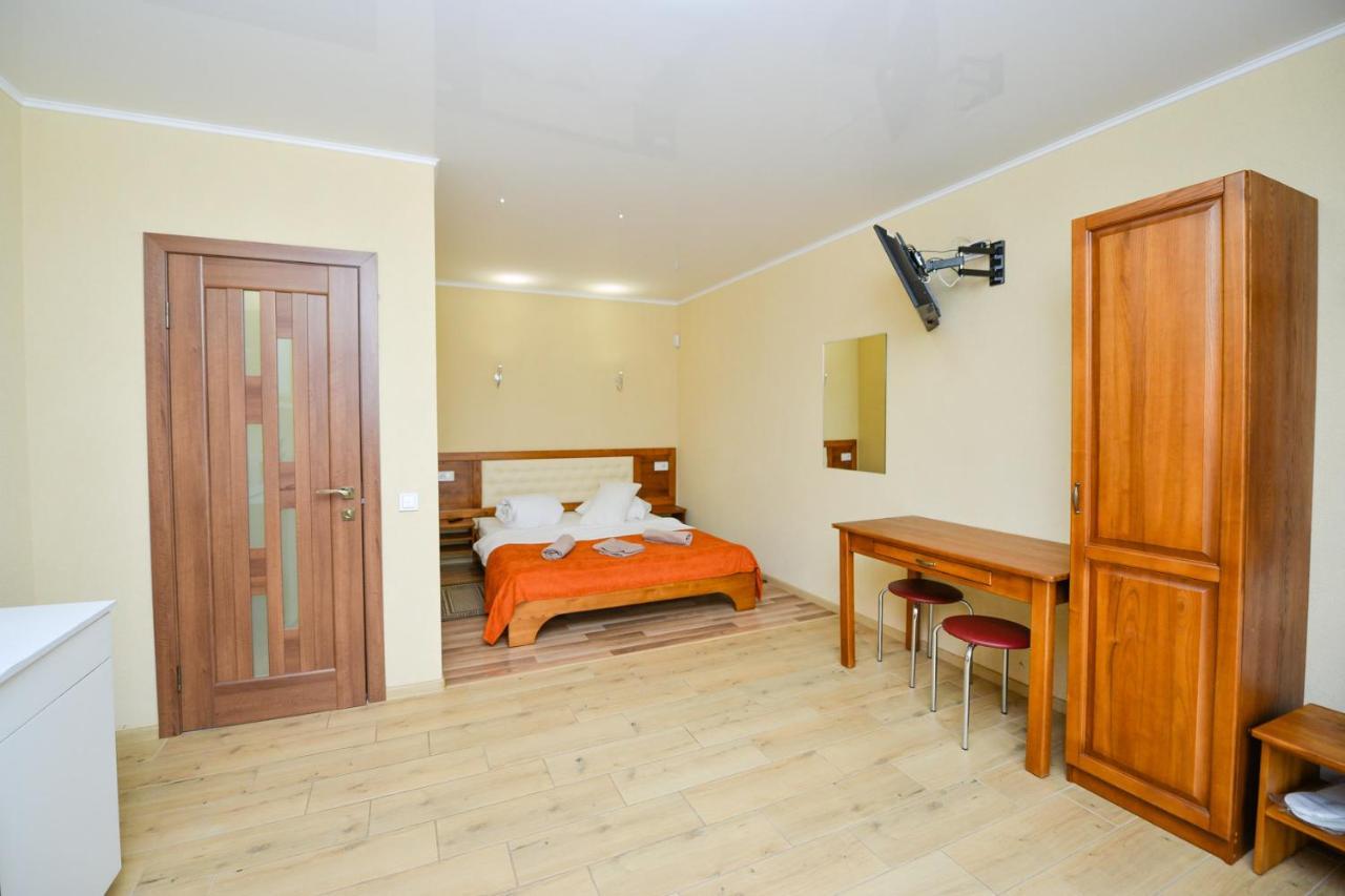 Forest Hotel Polis'ke Luaran gambar